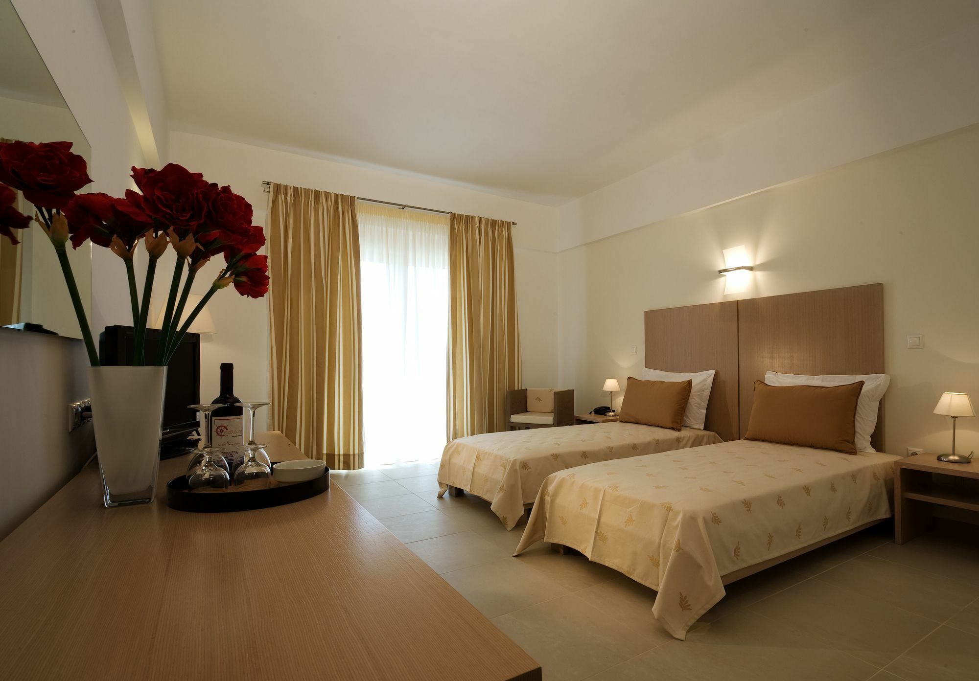 Kythea Resort Agia Pelagia  ภายนอก รูปภาพ